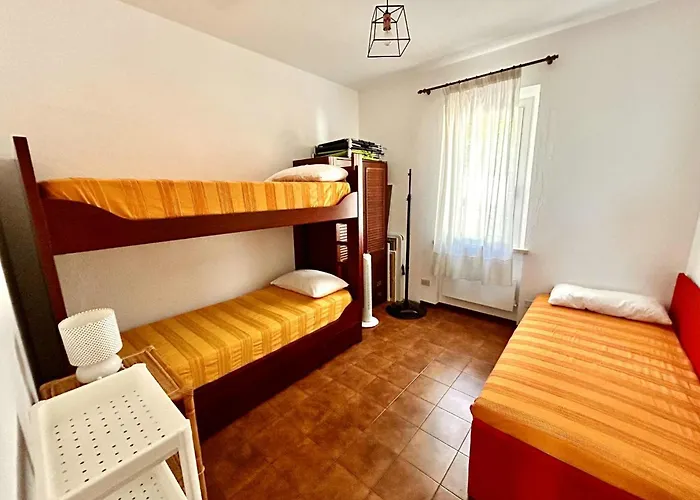 Trilocale Antonella Al Taunus Con Vista Mare